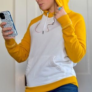 ⚡️ 3 for $15 ⚡️ Aeropostal color block super soft hoodie